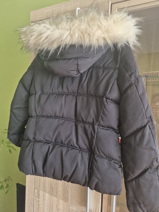 Дамско черно яке Bershka, M размер