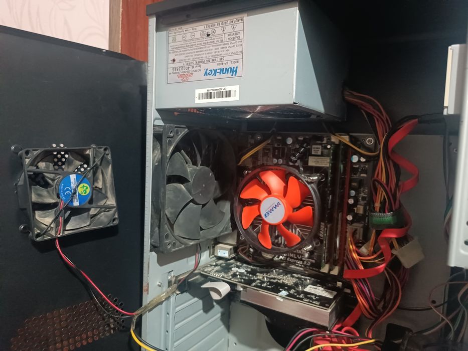 Yangi kuchli kompyuter monitor mishka klaviatura sotiladi holati a'lo