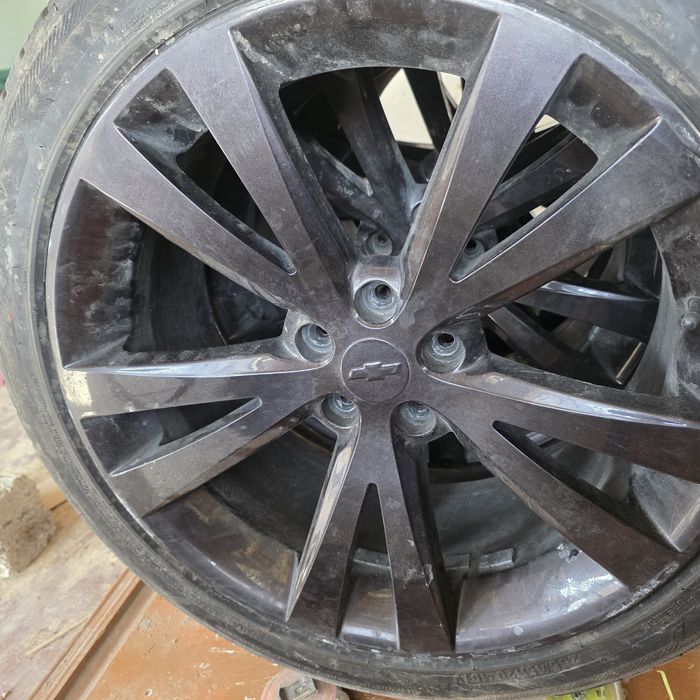 Captiva r20 diska balon 255/45R20