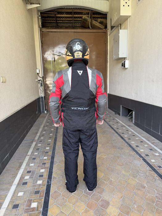 продаю  экипировку для мужчин б/у, в хорошим в состояние