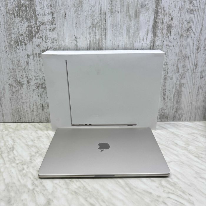 MacBook Air 15 M2 256/8GB 21Cicluri Starlight Zeus Amanet Vitan