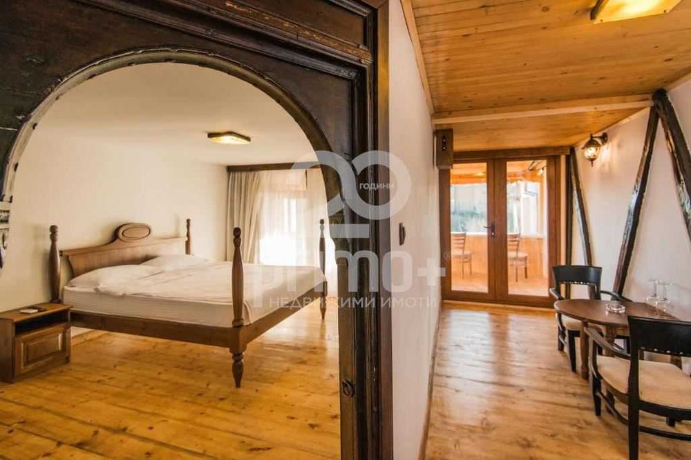 Къща с разработен бизнес