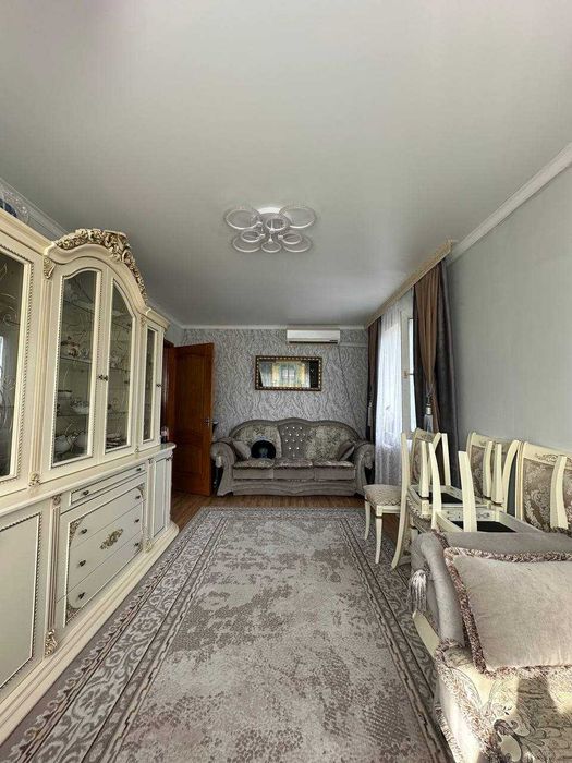 Продам 3-х комнатную квартиру в районе КЖБИ