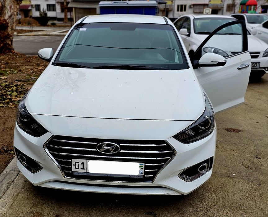 Sro'chna prodayotsya Hyundai accent 2020yil 3-pozitsya full pro'beg 95