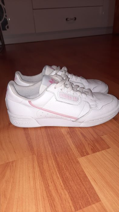 Pantofi sport Adidas