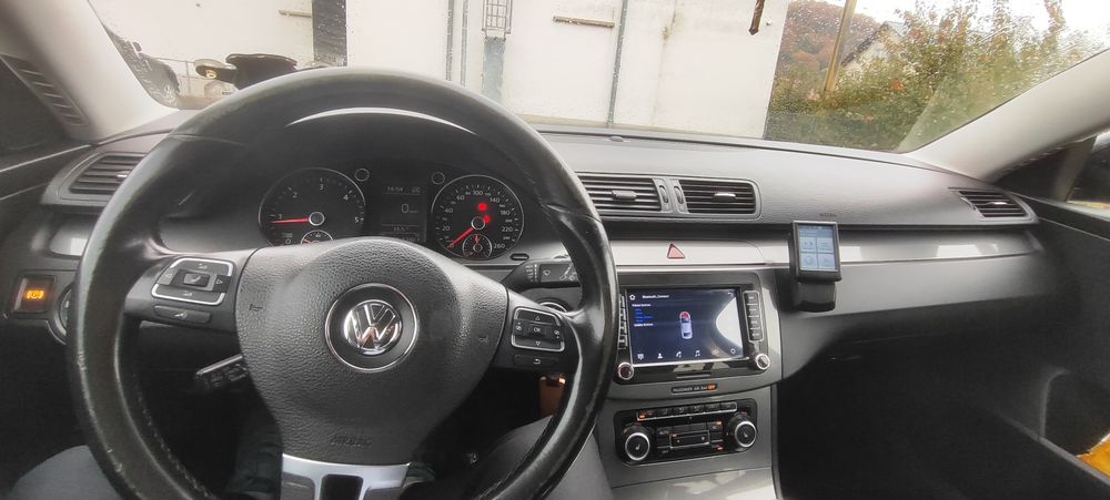VOLKSWAGEN Passat 2010 — imagine 8