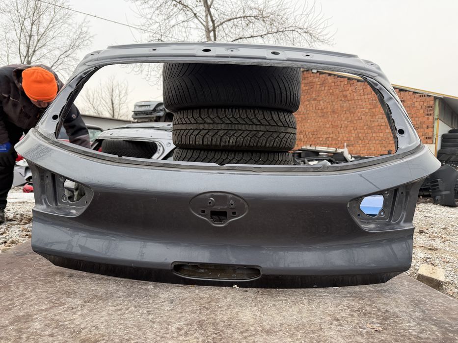 Капак Багажник Hyundai I30