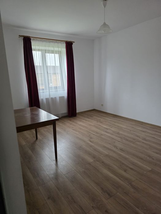 Casa de inchiriat în Cantemir