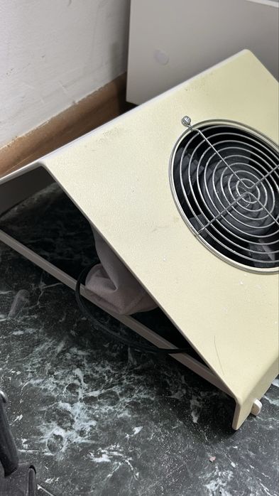 Вытяжка для маникюра