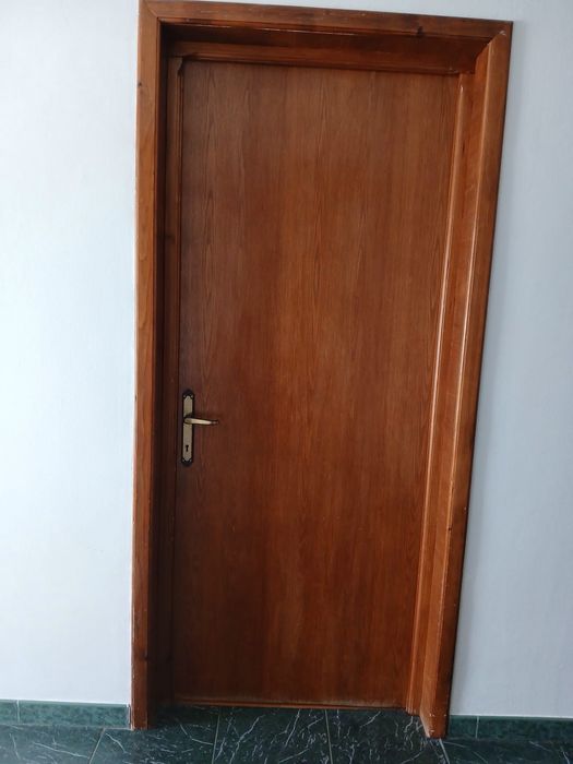 Usi lemn interior