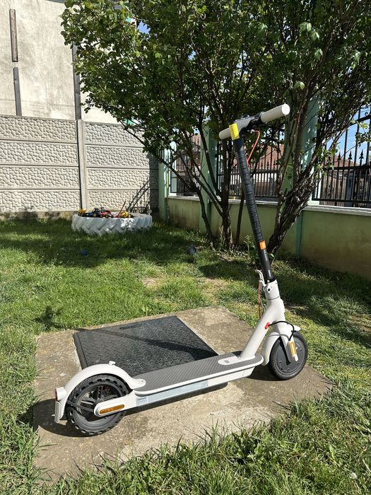 Trotineta Xiomi mi3