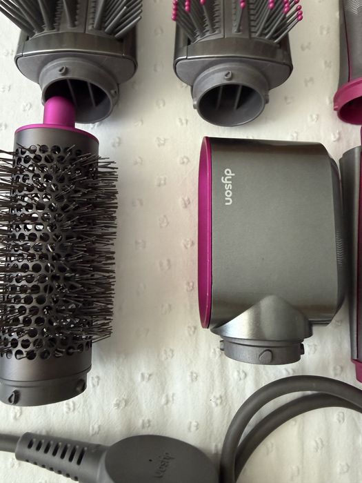 Dyson Airwrap – stare foarte bună, complet
