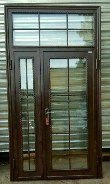 Железные двери в большом ассортименте