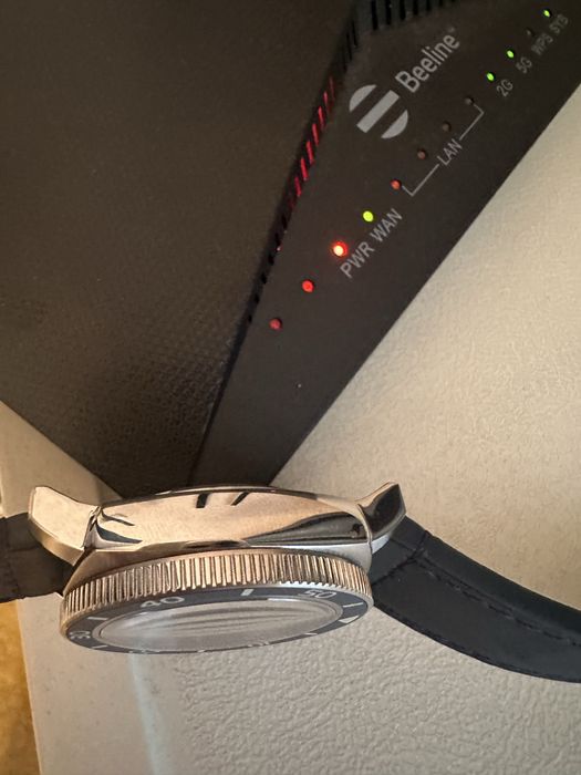 Продам часы наручные мужские