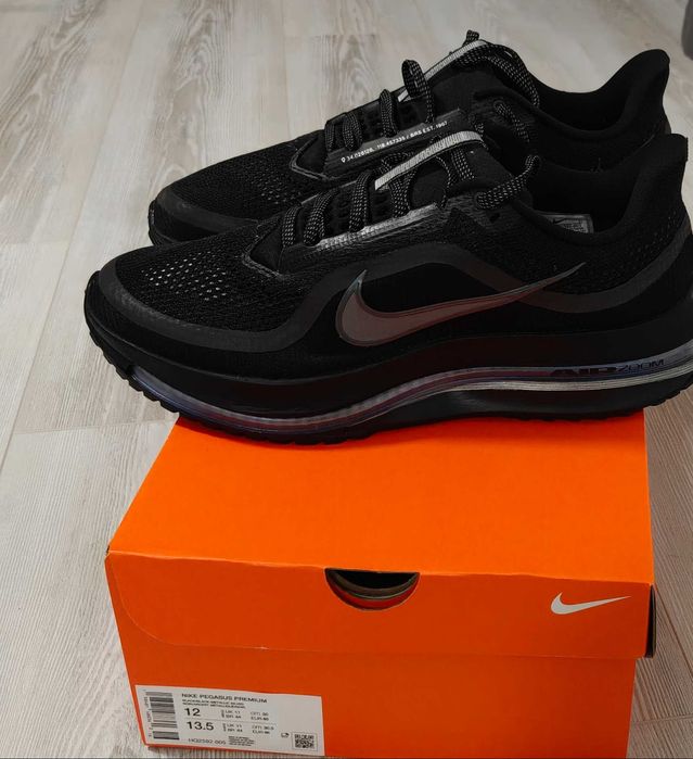 Nike pegasus premium