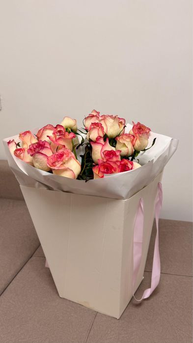 розовые роза 21шт