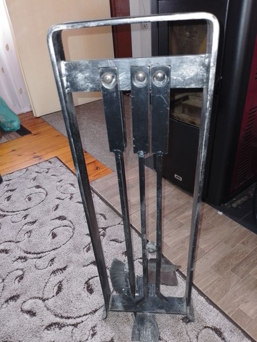 Ковани аксесуари за камина