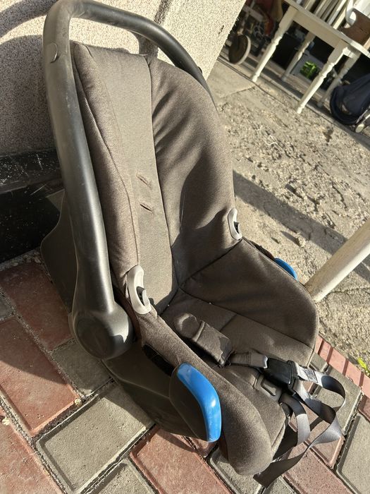 Продам Автокресло