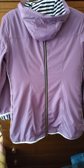 Молодежный плащ с капюшоном