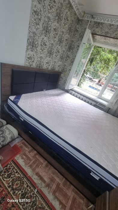 Срочно продам спальный гарнитур