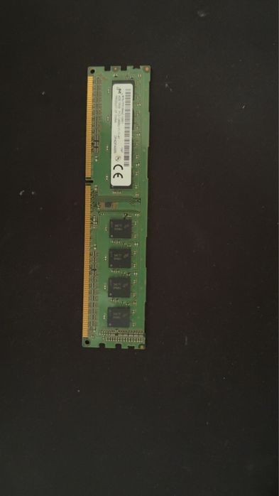 2 placute ram 4 gb fiecare