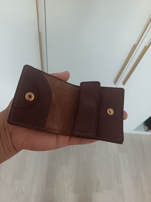 Портмоне     . Маленький удобный