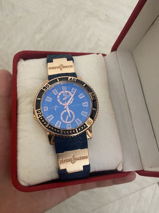ULYSSE nardin часы