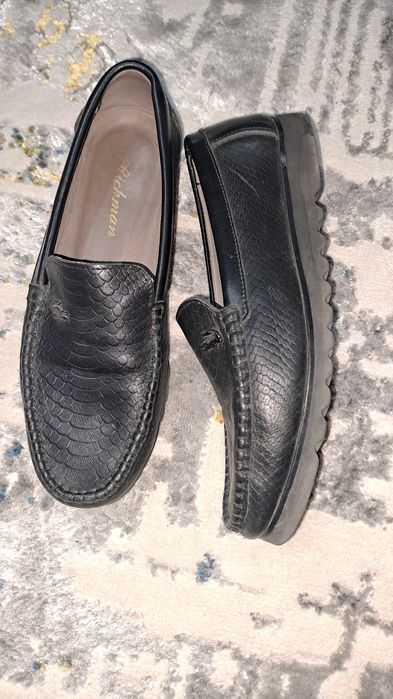 Makasima. Bir marta kiyilgan. 41 razmer