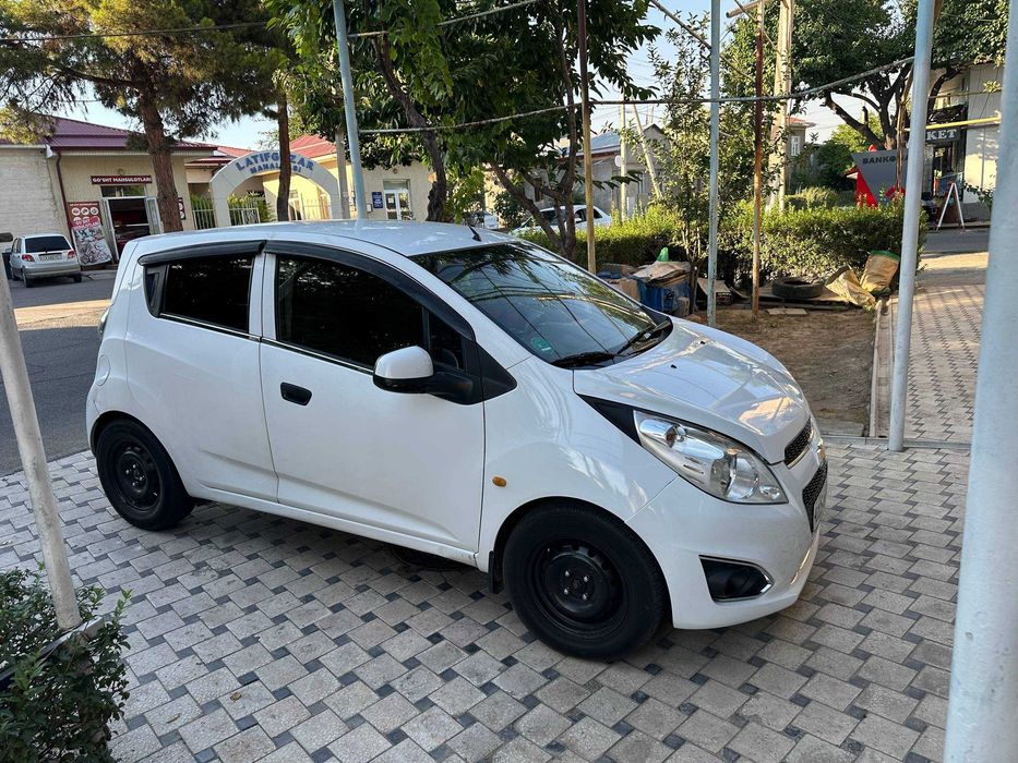 Chevrolet Spark Lt