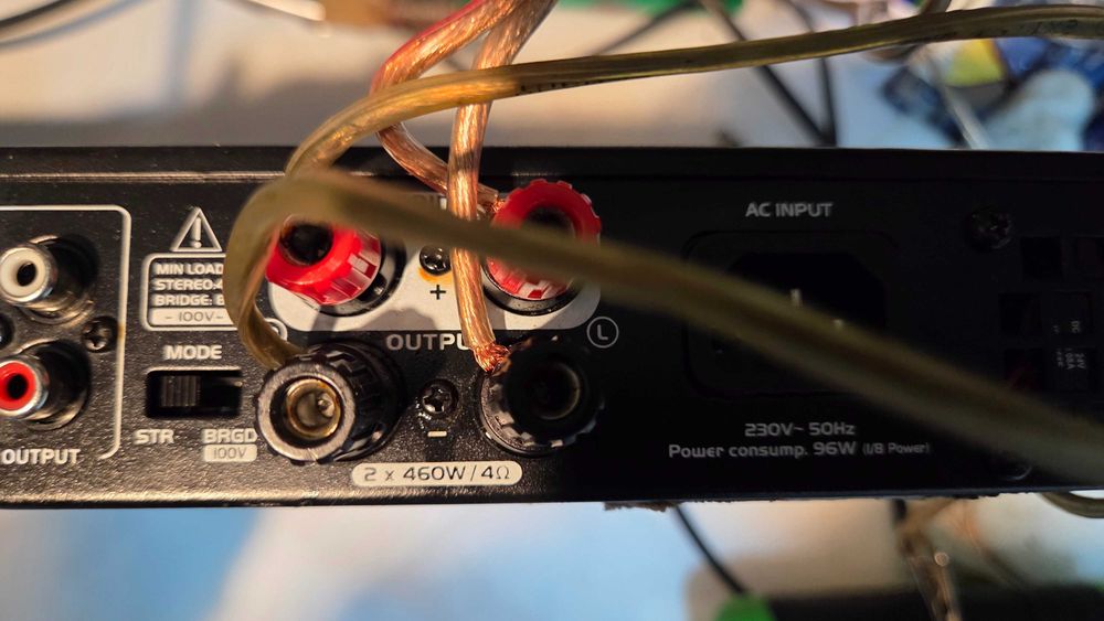 Omnitronic DJP-900NET Class D Amplifier with bluetooth, Internet Radio