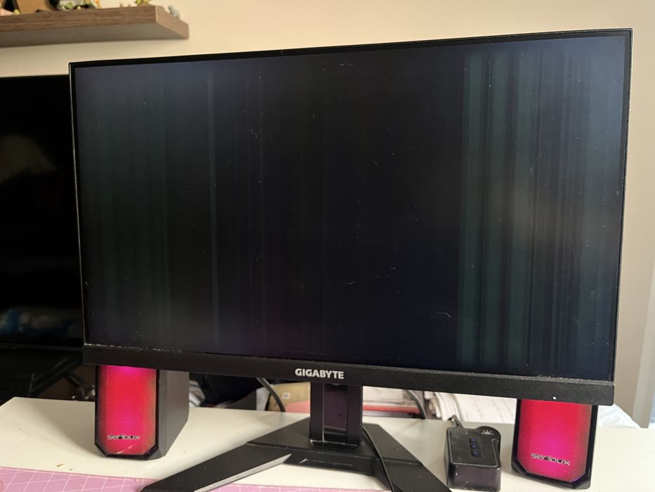 Monitor Gaming GYGABYTE - Pentru Piese sau Reparat