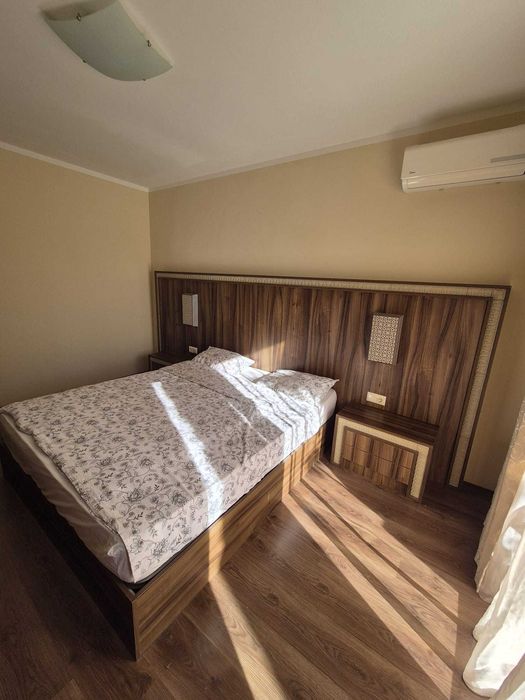 Дава се под наем Двустаен апартамент в Варна, Цветен квартал - 70 кв.м за 600 € - Снимка #4