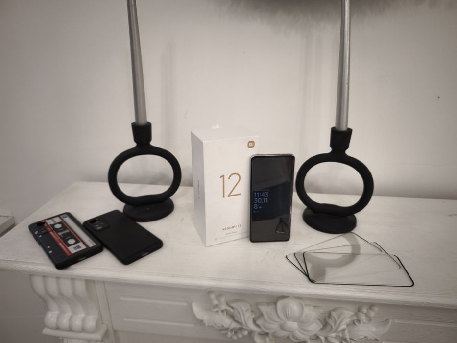 Продам Xiaomi 12