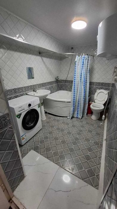 Chilonzor 23kvartalda dom sotiladi