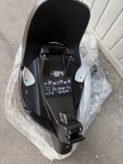 Scaun rotativ masina Maxi cosi pebble 2, 0-3ani + isofix