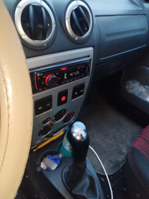 Vand Dacia Logan