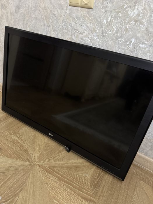 Продается телевизор LG