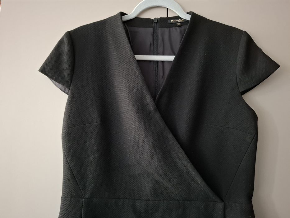 Дамска  черна рокля Massimo Dutti EU44