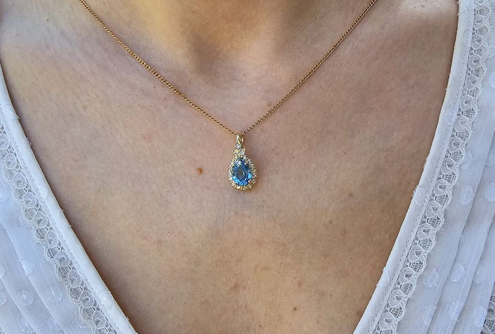 Pandant din aur galben 14k cu topaz și diamante naturale