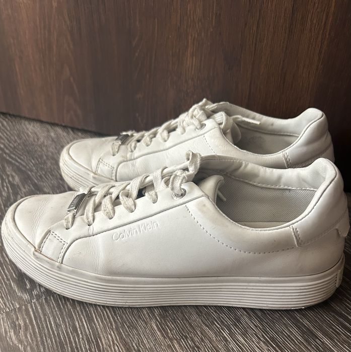 Дамски маратонки 3 чифта(30€)