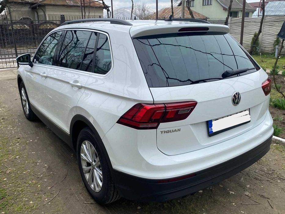 VOLKSWAGEN Tiguan 2020 — imagine 3