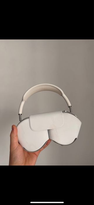 airpods pro max
