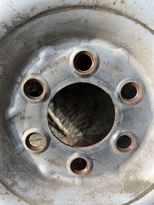 Продам шины с дисками