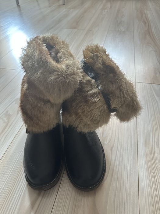 Продам унты, новые. Короткие