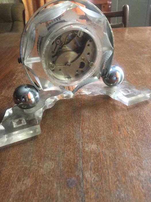 настольные механические часы в горном хрустале,сделано в  СССР 60-х г