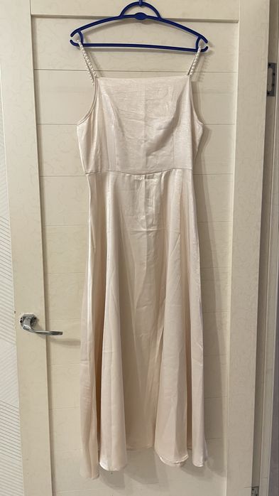 Пролам нарялное платье