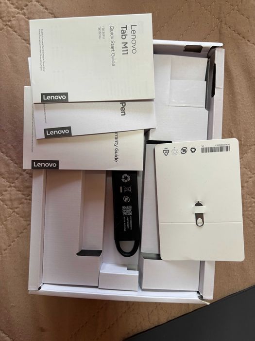 Lenovo Tab M11 with Tab Pen + Folio Case - в перфектно състояние