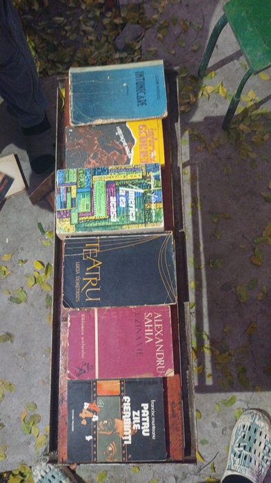 Vand cărți din 1963-1990