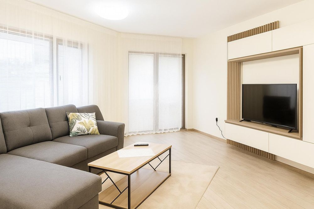 Новообзаведен двустаен апартамент в Центъра