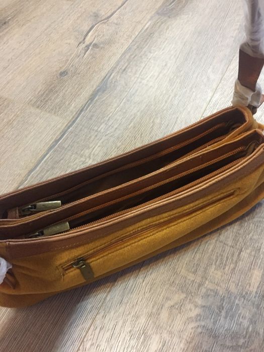 НОВА Дамска Хендмейд Handmade Чанта с мъниста